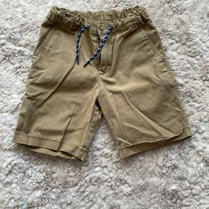 Polo Ralph Lauren. Boy shorts. Size 4T. Good condition.